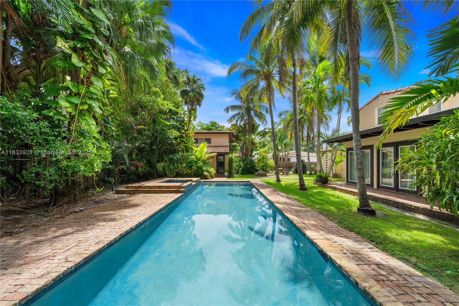2880 FAIRGREEN DR, MIAMI BEACH, FL 33140  Photo 7