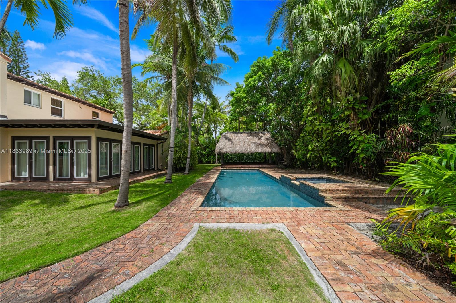 2880 Fairgreen Dr, Miami Beach, Florida image 6