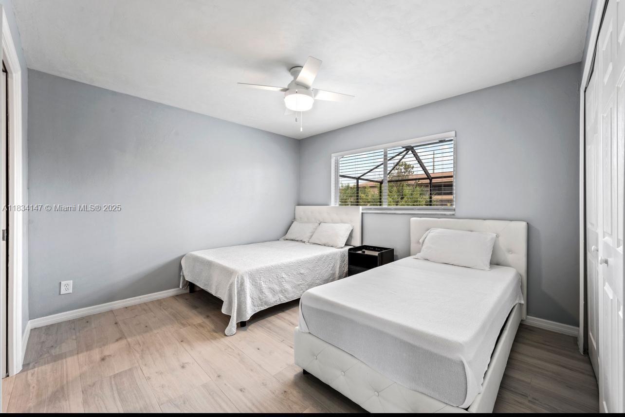 237 Santa Monica Ct, Cape Coral, Florida image 15