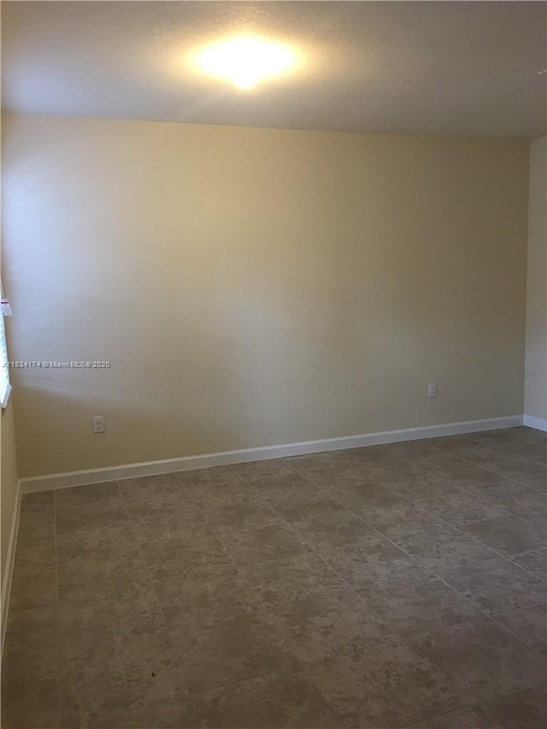 3220 SE 5th Ct, Homestead, Florida image 6