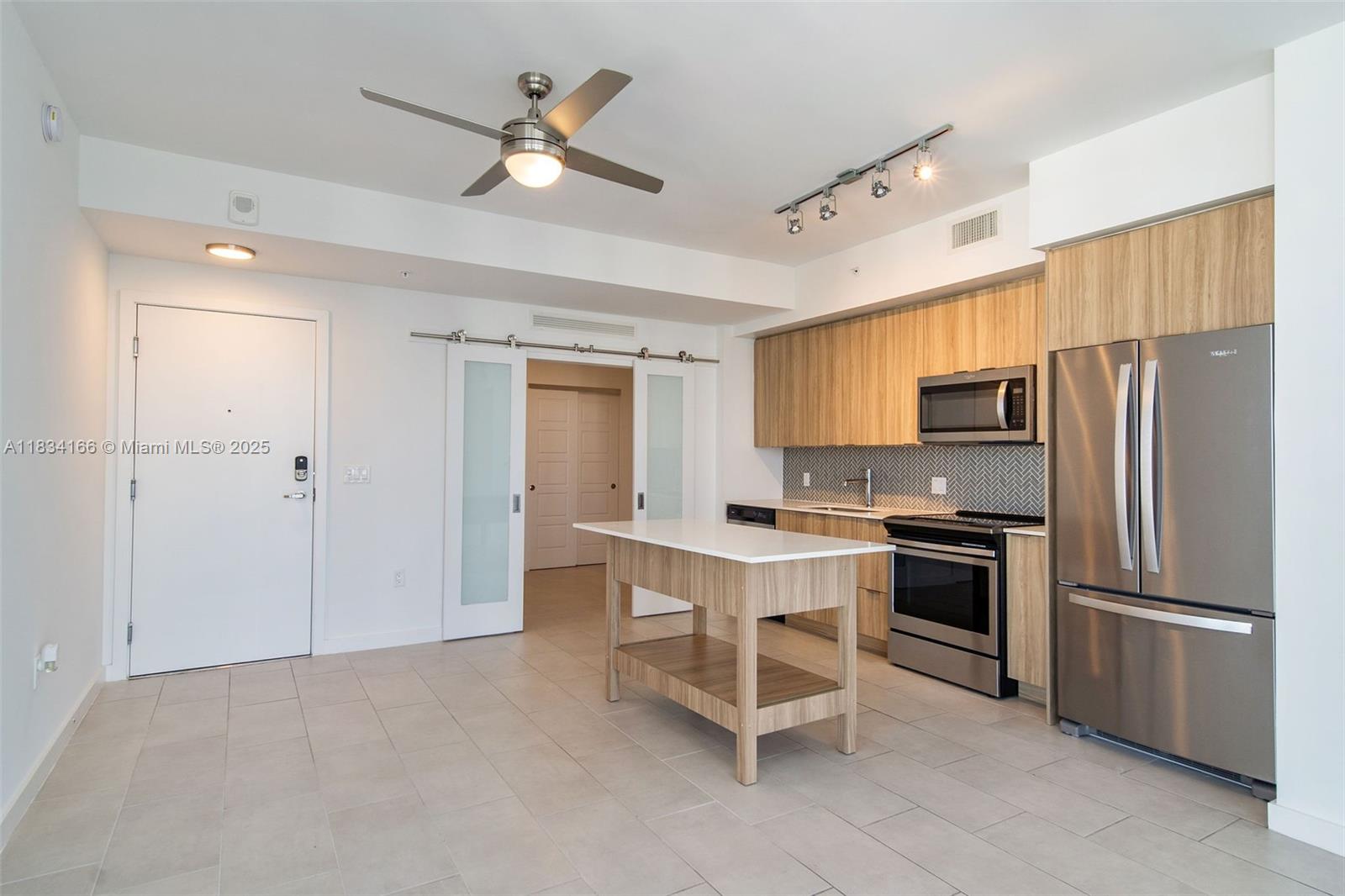 Property photo # 6