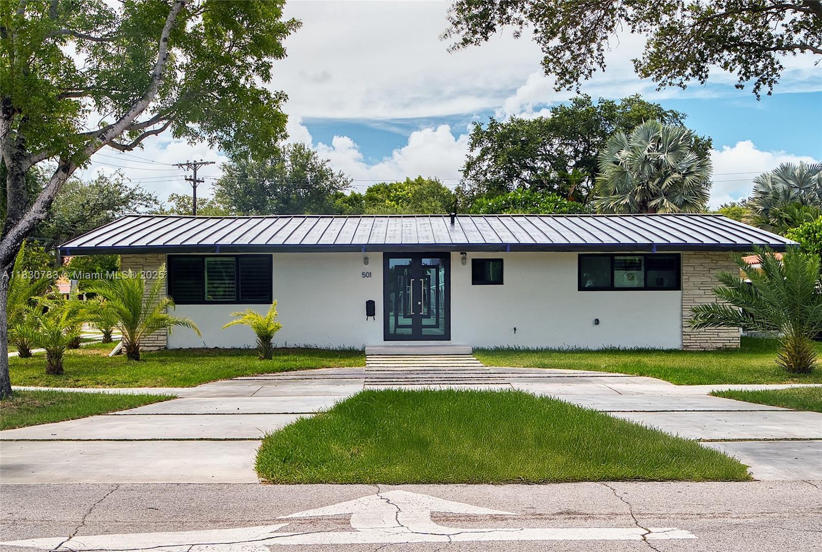 501 NE 105TH ST, MIAMI SHORES, FL 33138  Photo 2