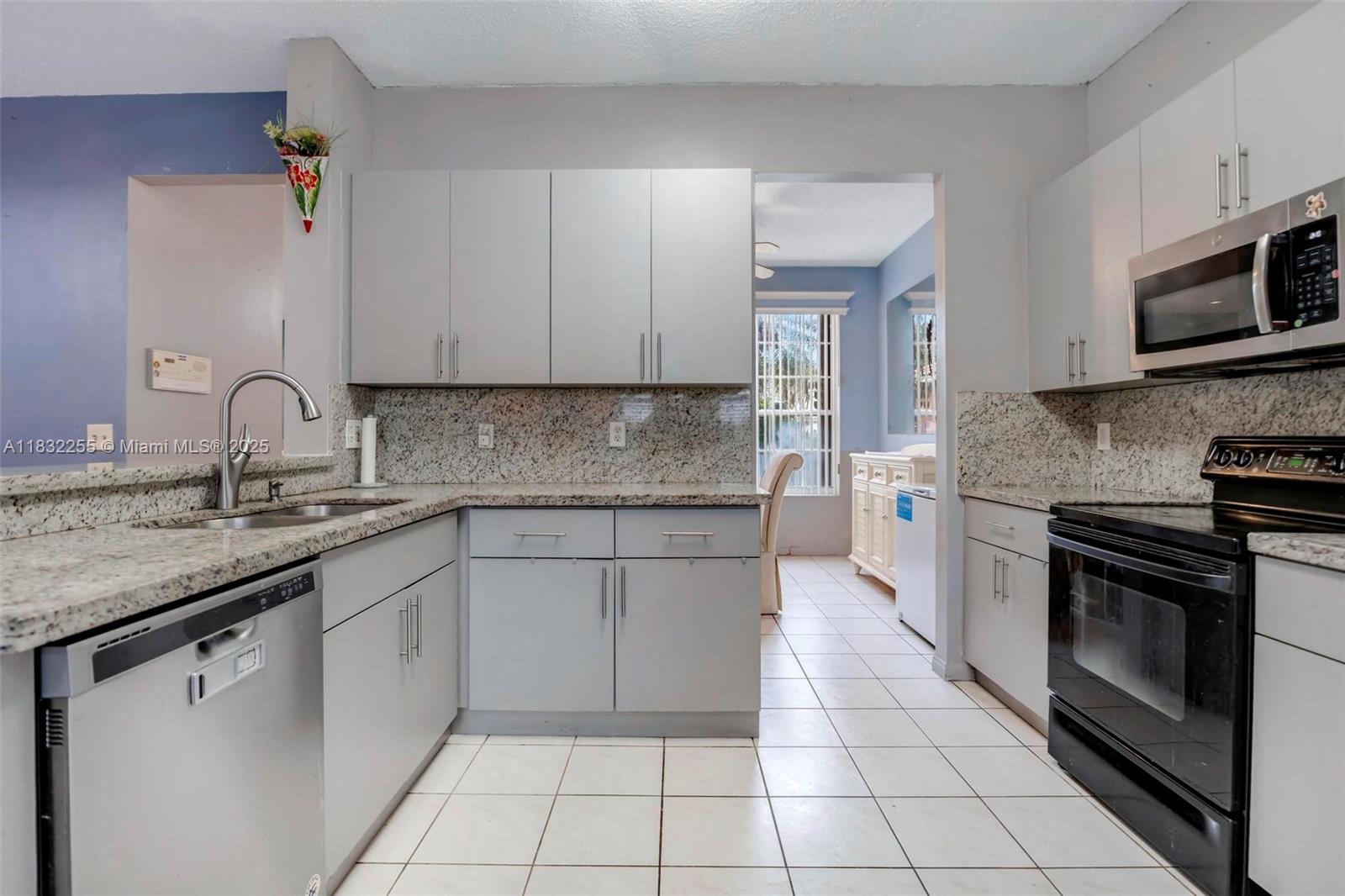 1935 SW 150 Ave, Miramar, Florida image 2