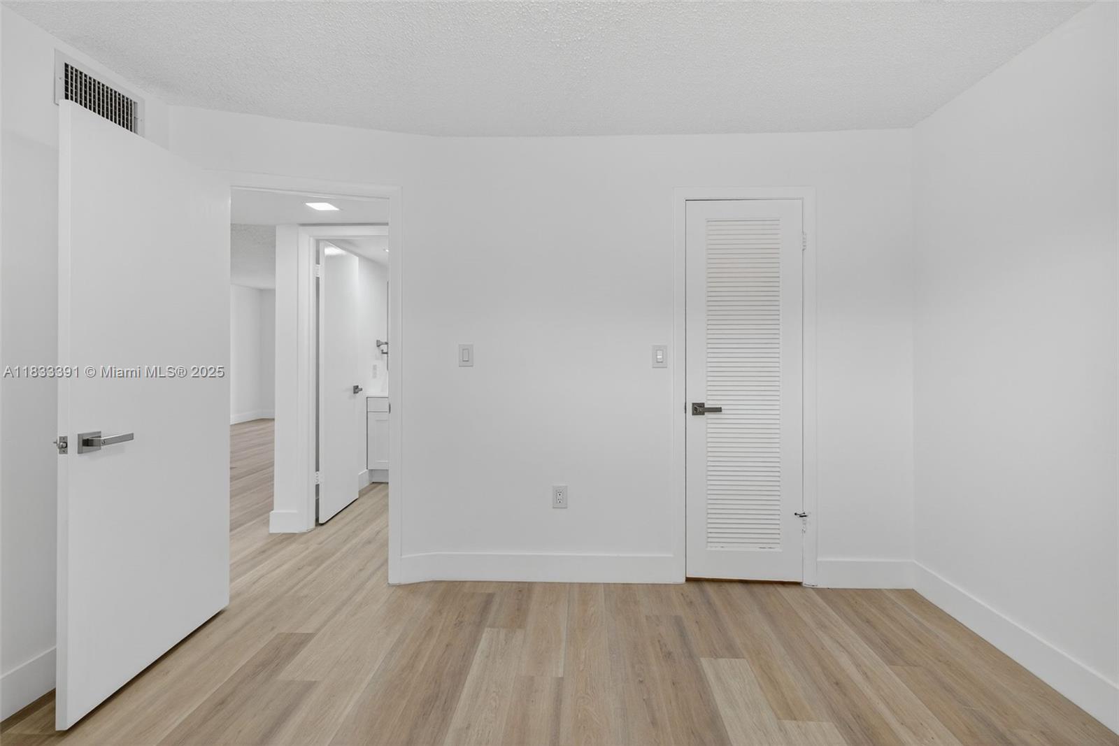 8305 Sunrise Lakes Blvd #104, Sunrise, Florida image 16