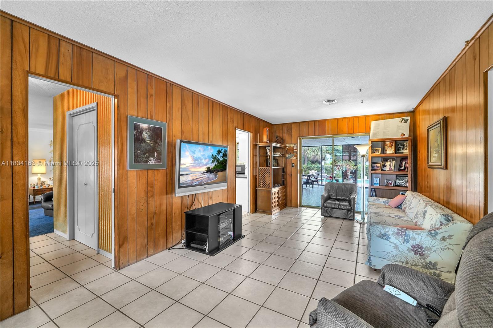 4701 Van Buren St, Hollywood, Florida image 13