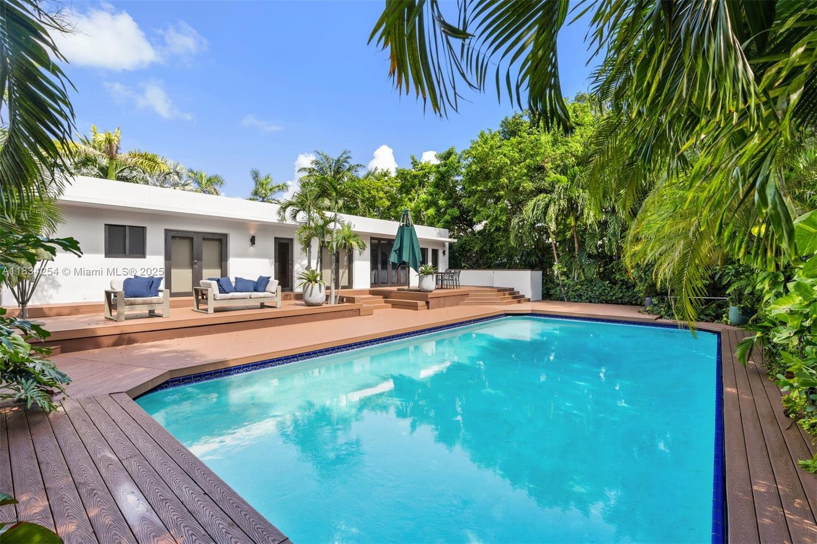 2815 REGATTA AVE, MIAMI BEACH, FL 33140  Photo 13