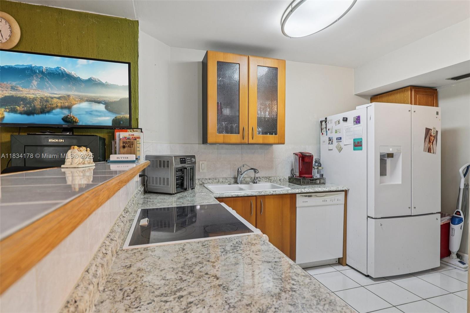 4350 Hillcrest Dr #303, Hollywood, Florida image 12