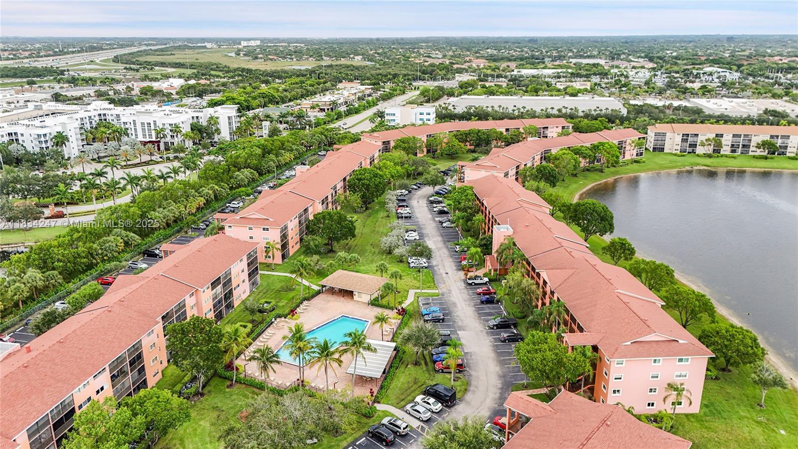 571 SW 142nd Ave #410O, Pembroke Pines, Florida image 36
