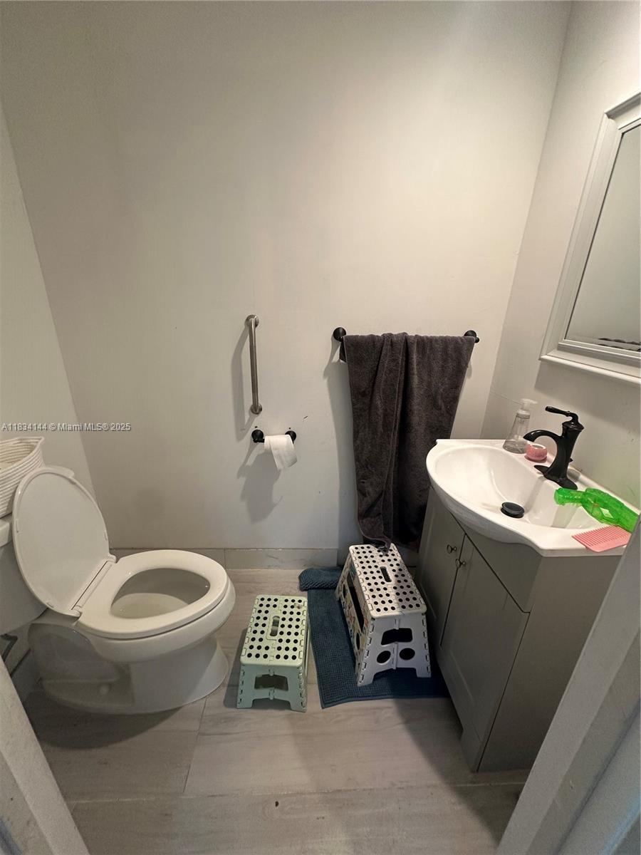 5900 NE 21st Ln, Fort Lauderdale, Florida image 39