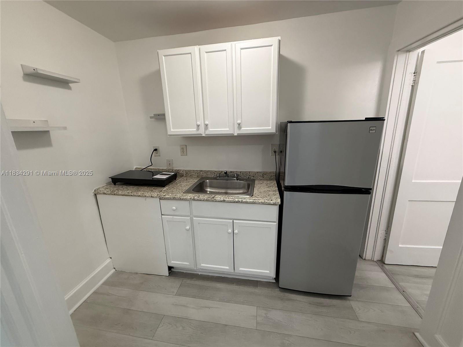 Property photo # 9
