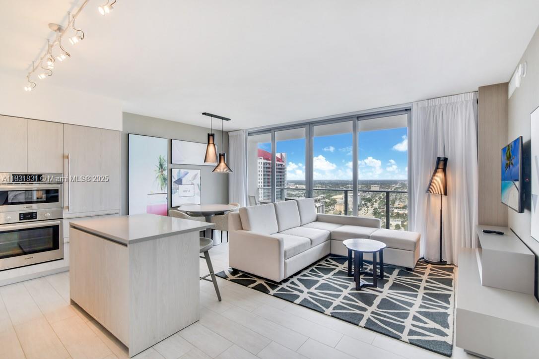 4010 S Ocean Dr #R1406, Hollywood, Florida image 2