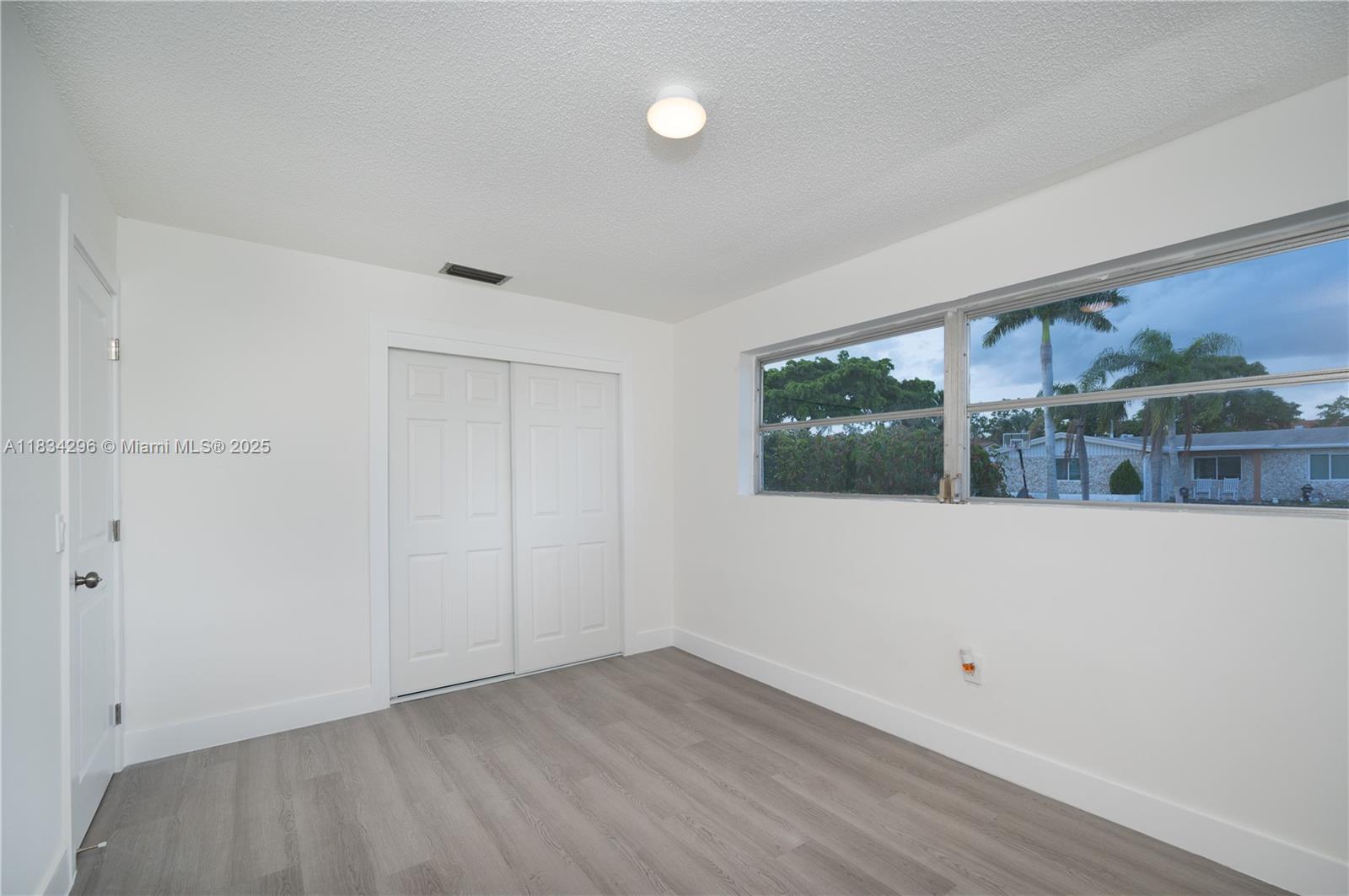 9040 NW 26th Place Sunrise Golf Village, Sunrise, Florida image 9