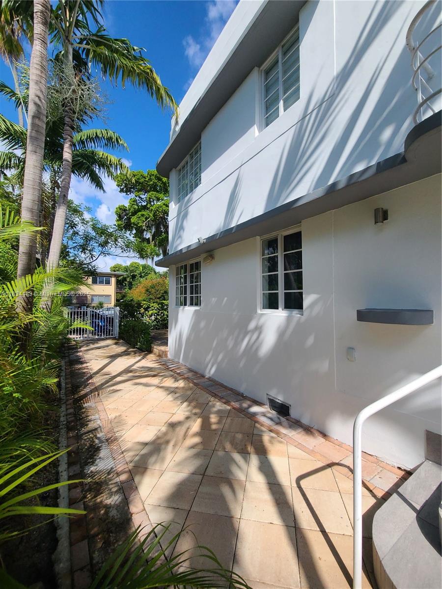 Property photo # 4