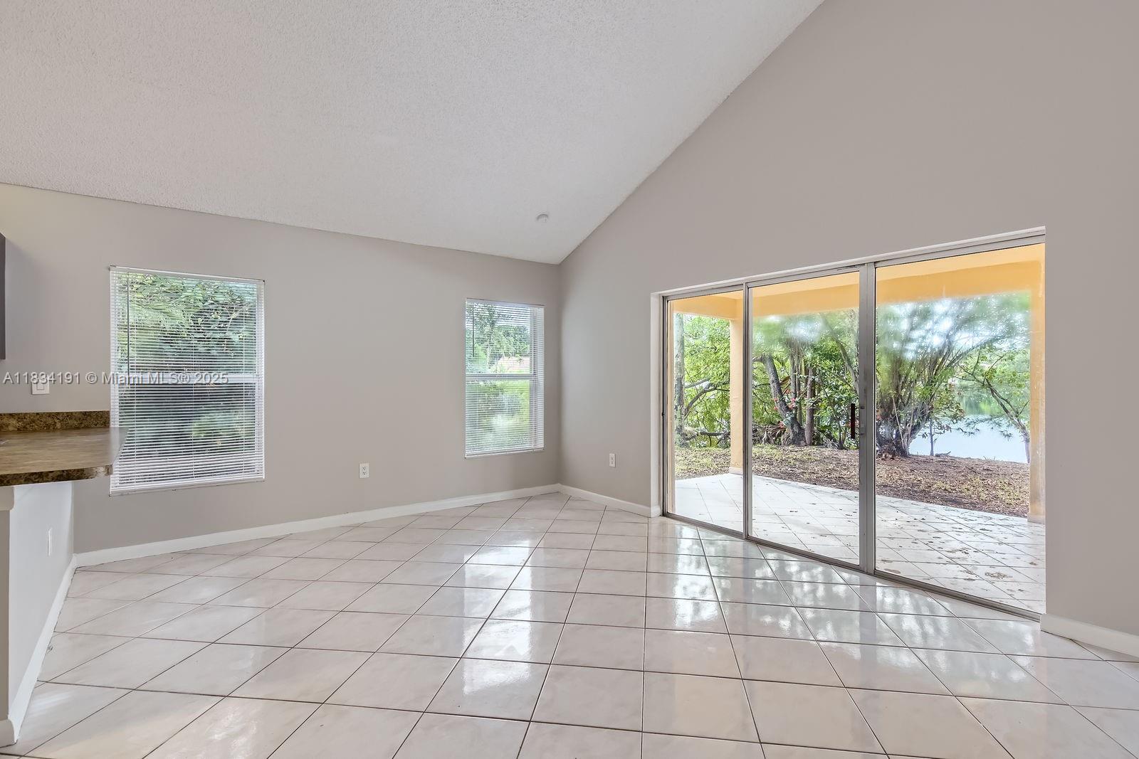 12700 SW 18th St, Miramar, Florida image 11