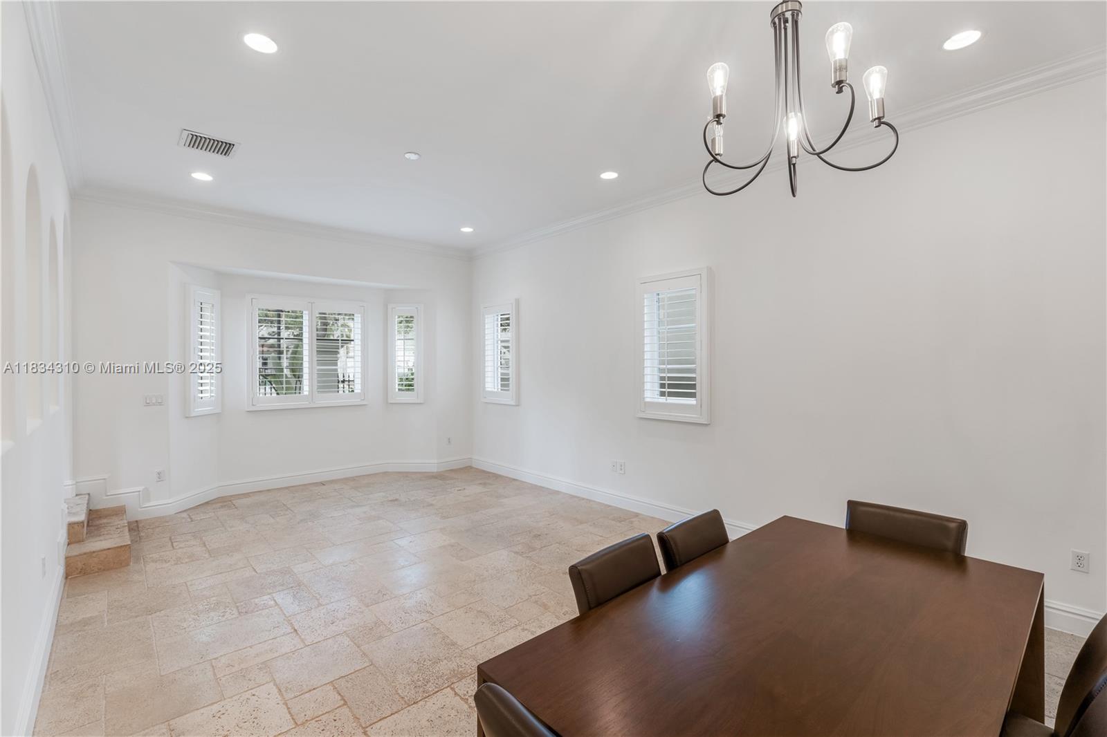10155 SW 75th Pl, Pinecrest, Florida image 13