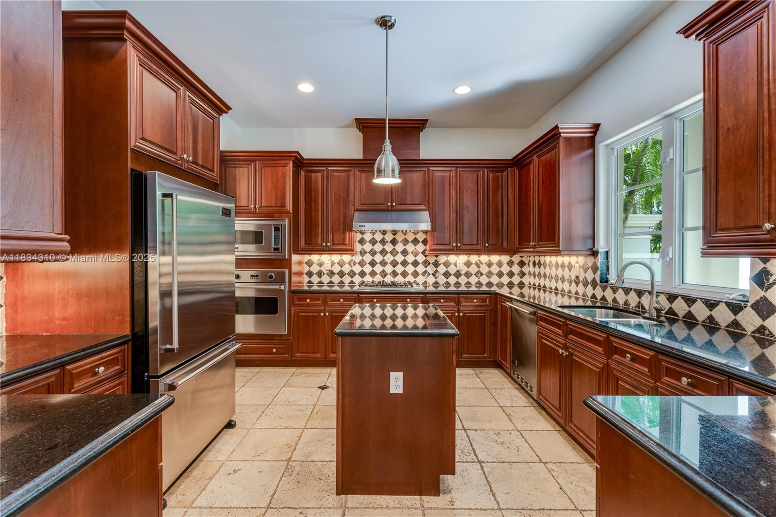 10155 SW 75th Pl, Pinecrest, Florida image 15