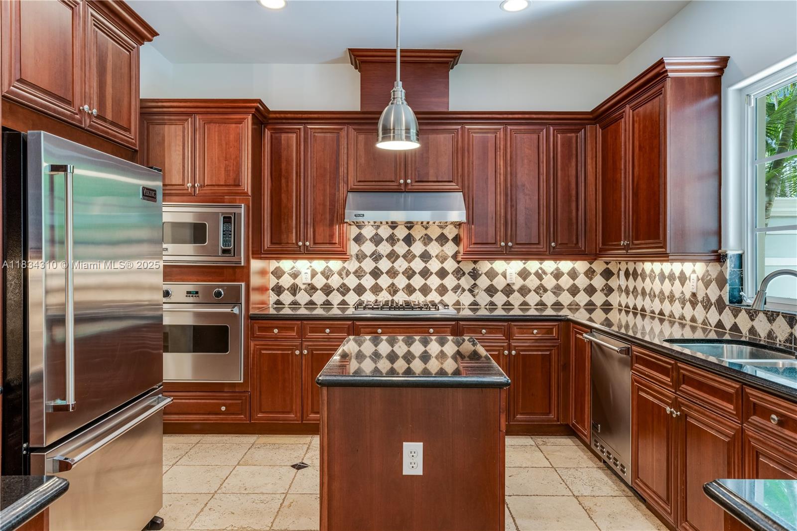 10155 SW 75th Pl, Pinecrest, Florida image 16