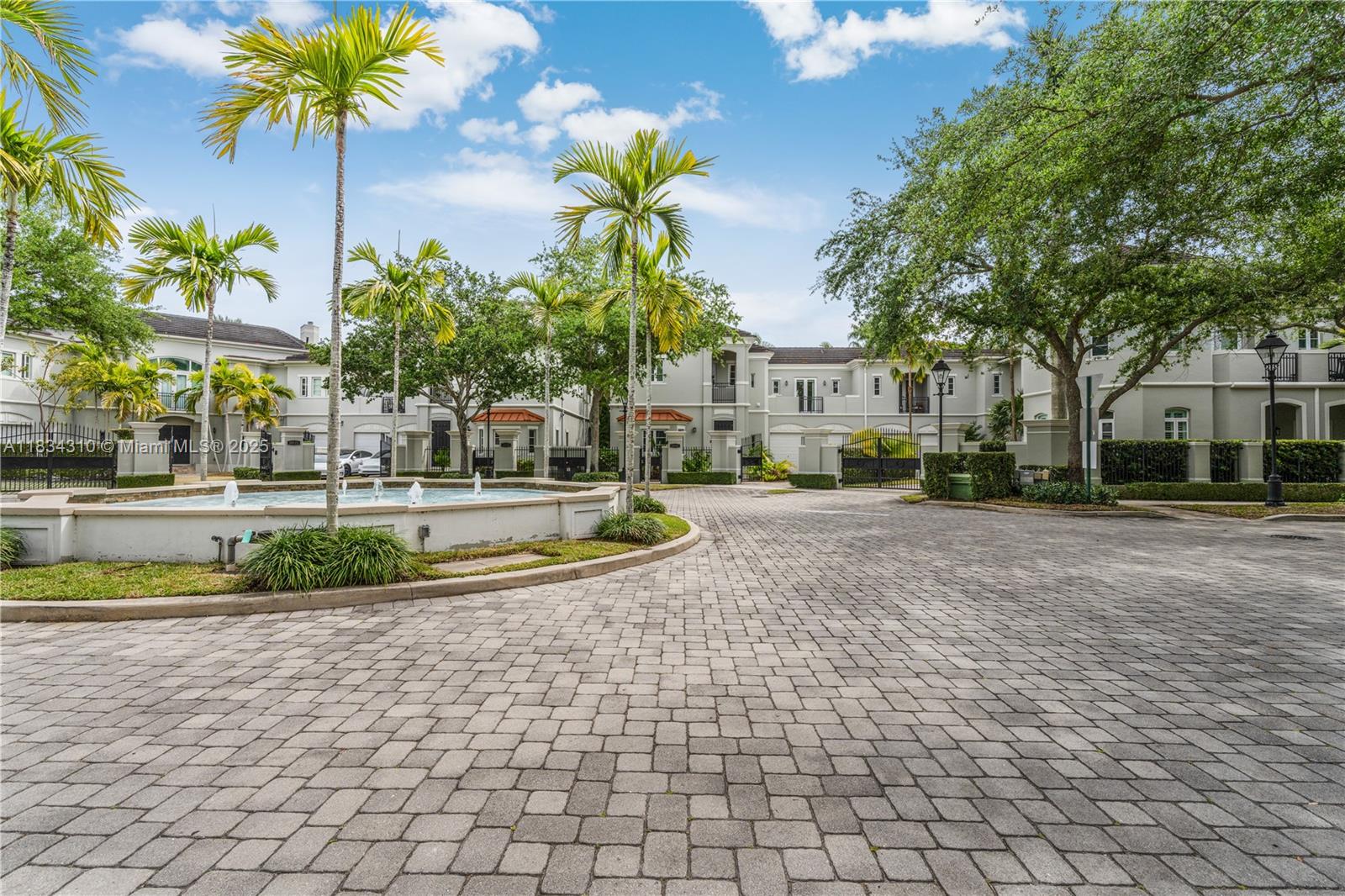 10155 SW 75th Pl, Pinecrest, Florida image 4