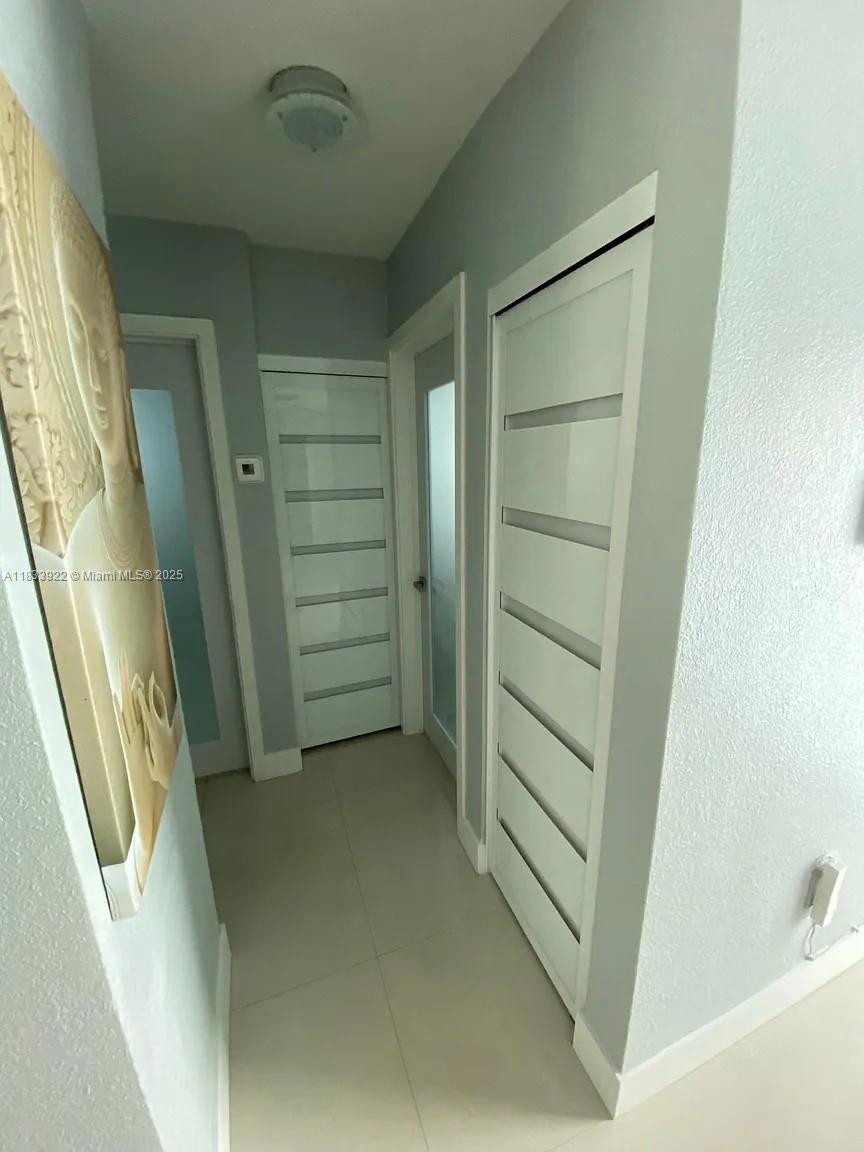 8031 NW 175th St, Hialeah, Florida image 17