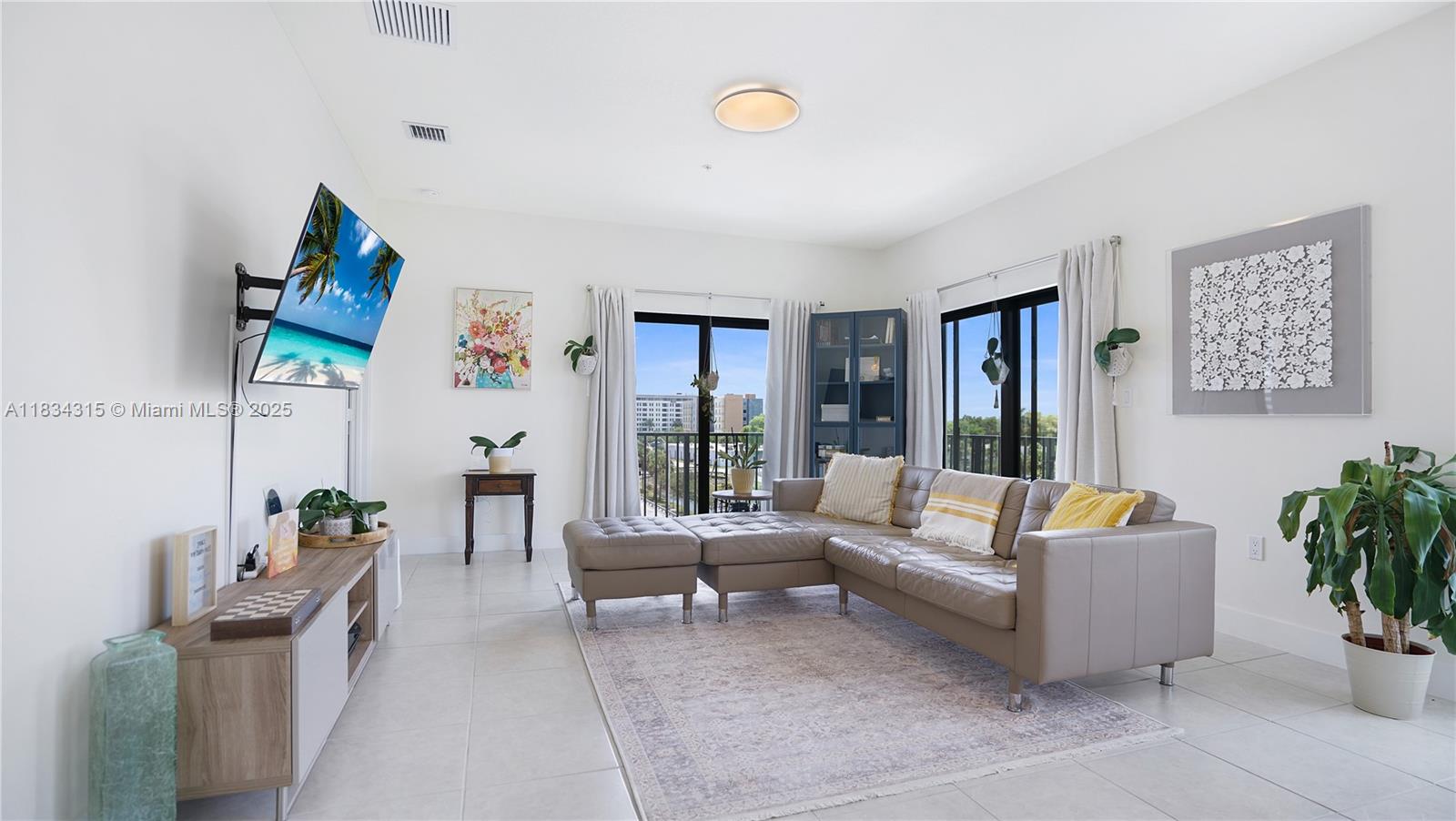 Property photo # 2