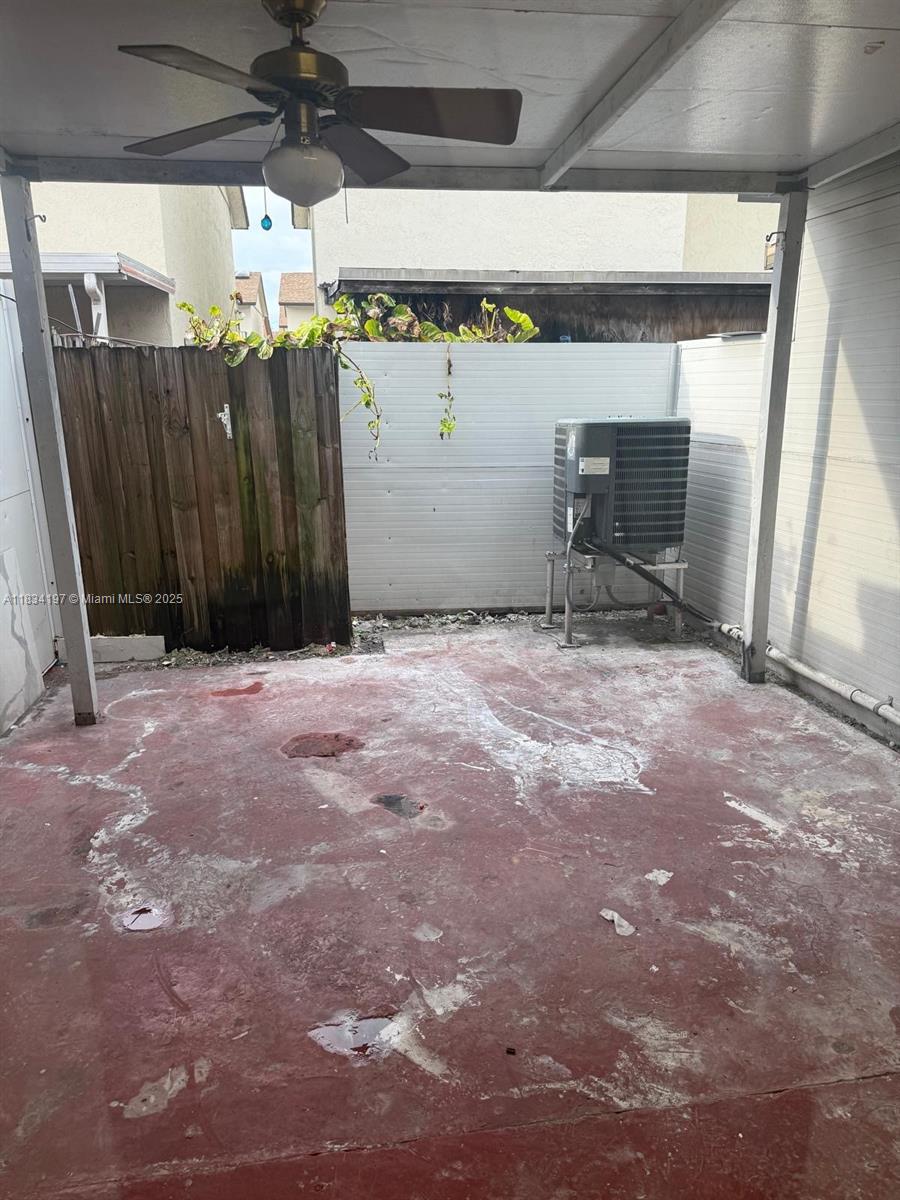 2225 W 53rd Pl #2225, Hialeah, Florida image 7