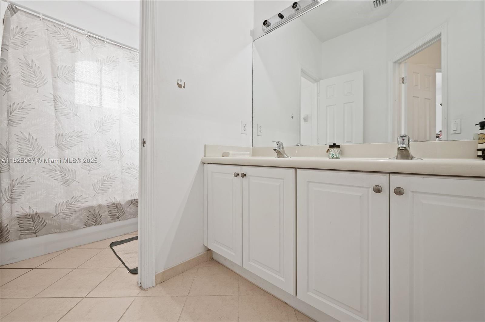 24326 SW 114th Path, Homestead, Florida image 22