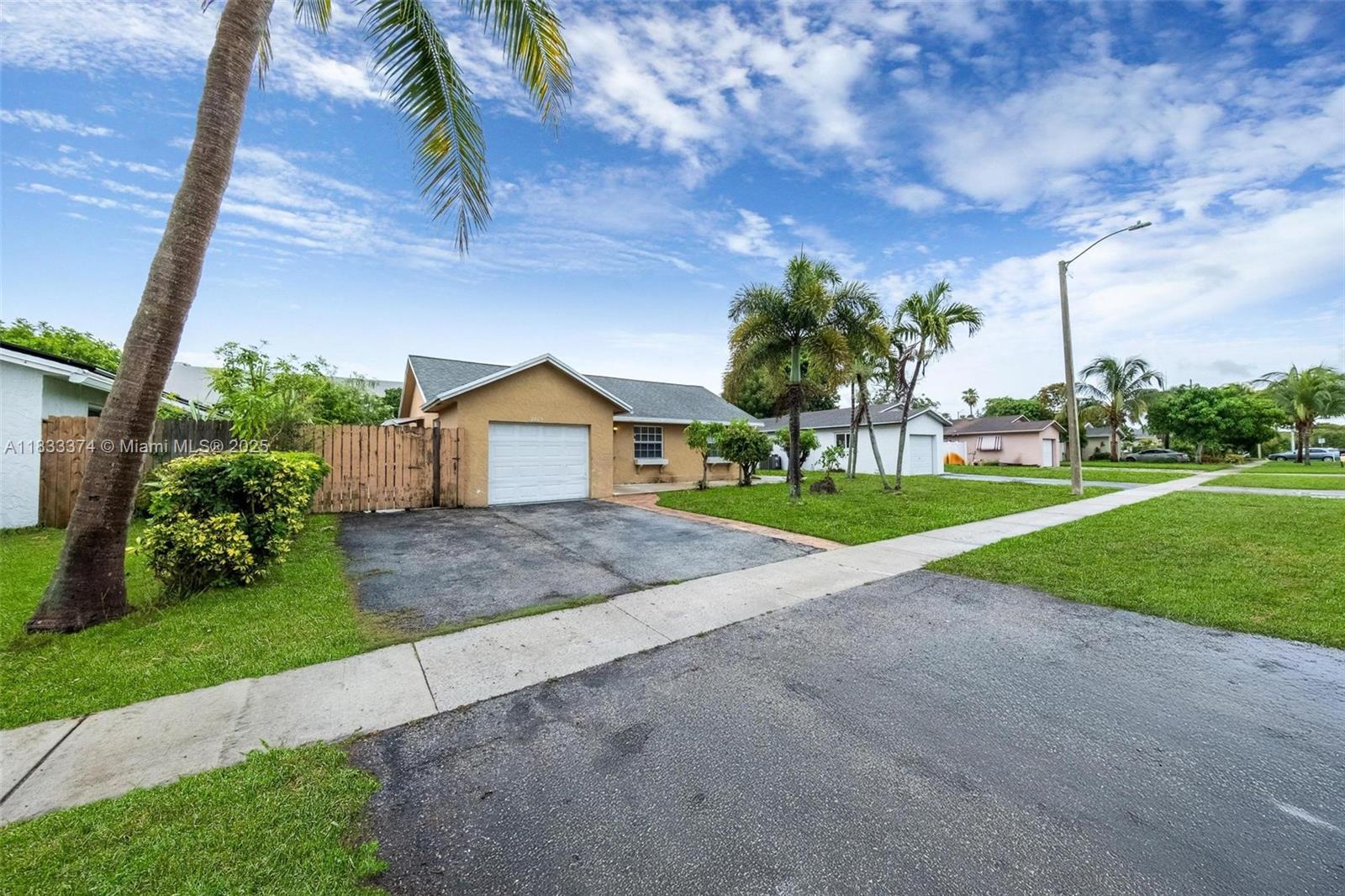 7209 SW 3rd Ct, North Lauderdale, Florida image 33