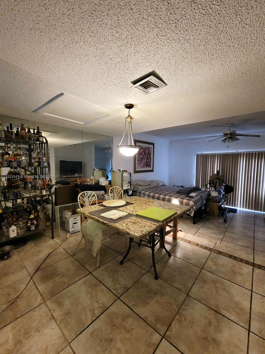 11 Olive Dr #J, Hialeah, Florida image 16