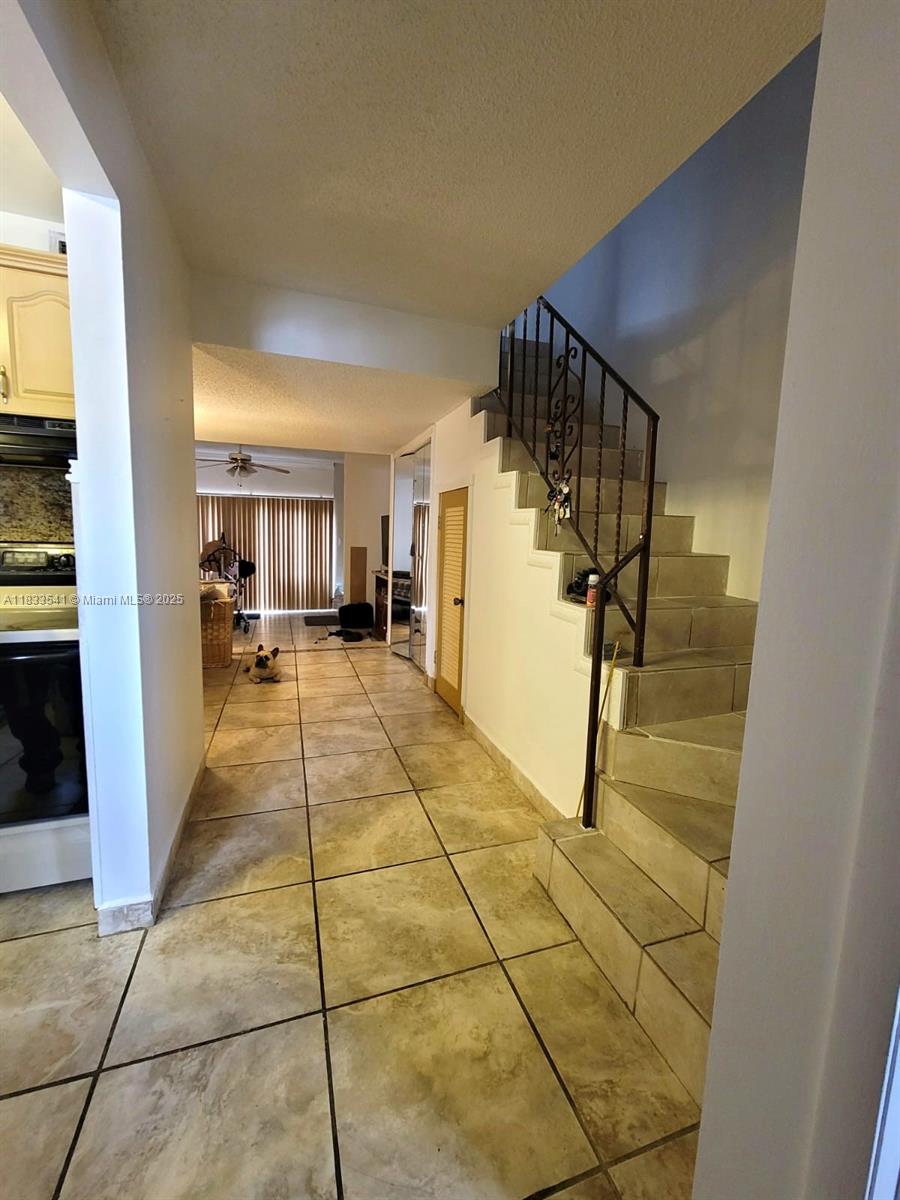 11 Olive Dr #J, Hialeah, Florida image 3
