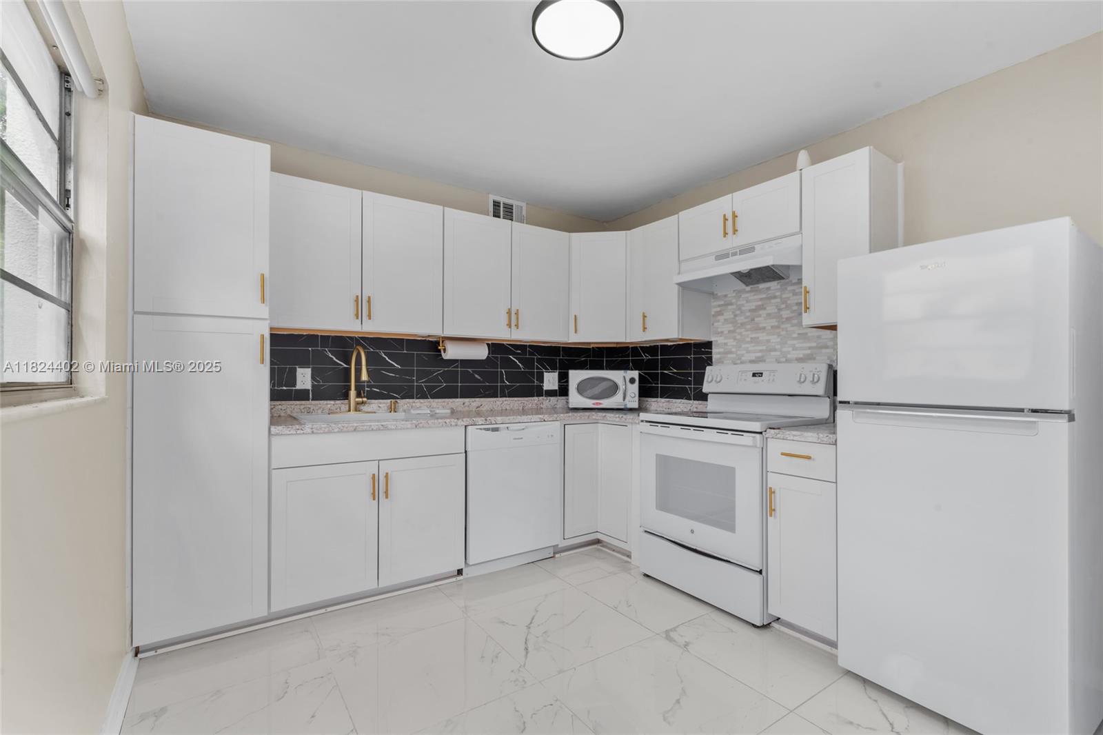251 SW 132nd Way #201H, Pembroke Pines, Florida image 9