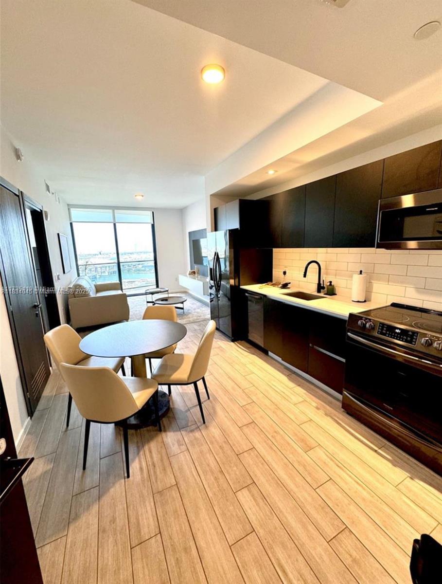Property photo # 8
