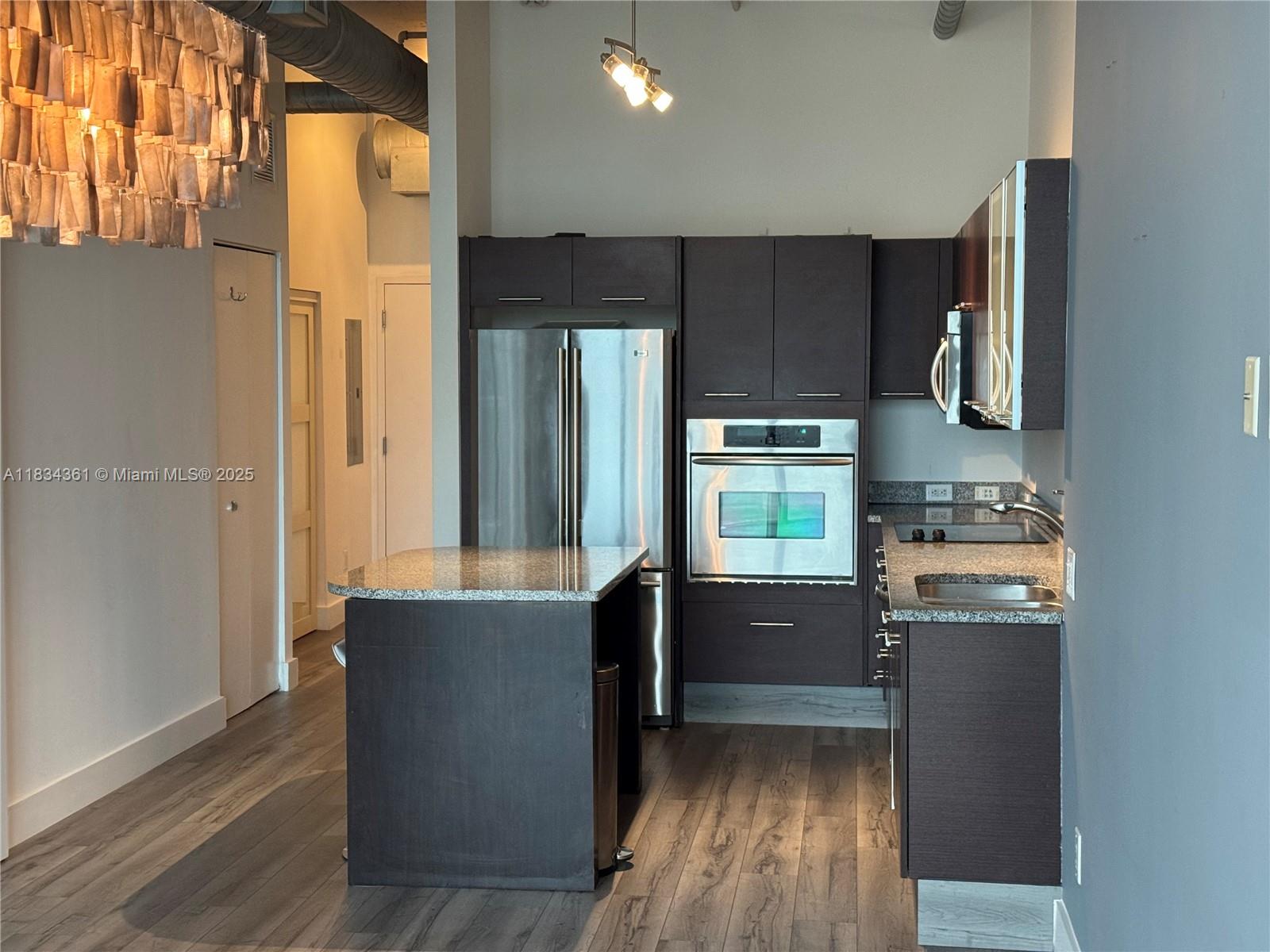 Property photo # 9