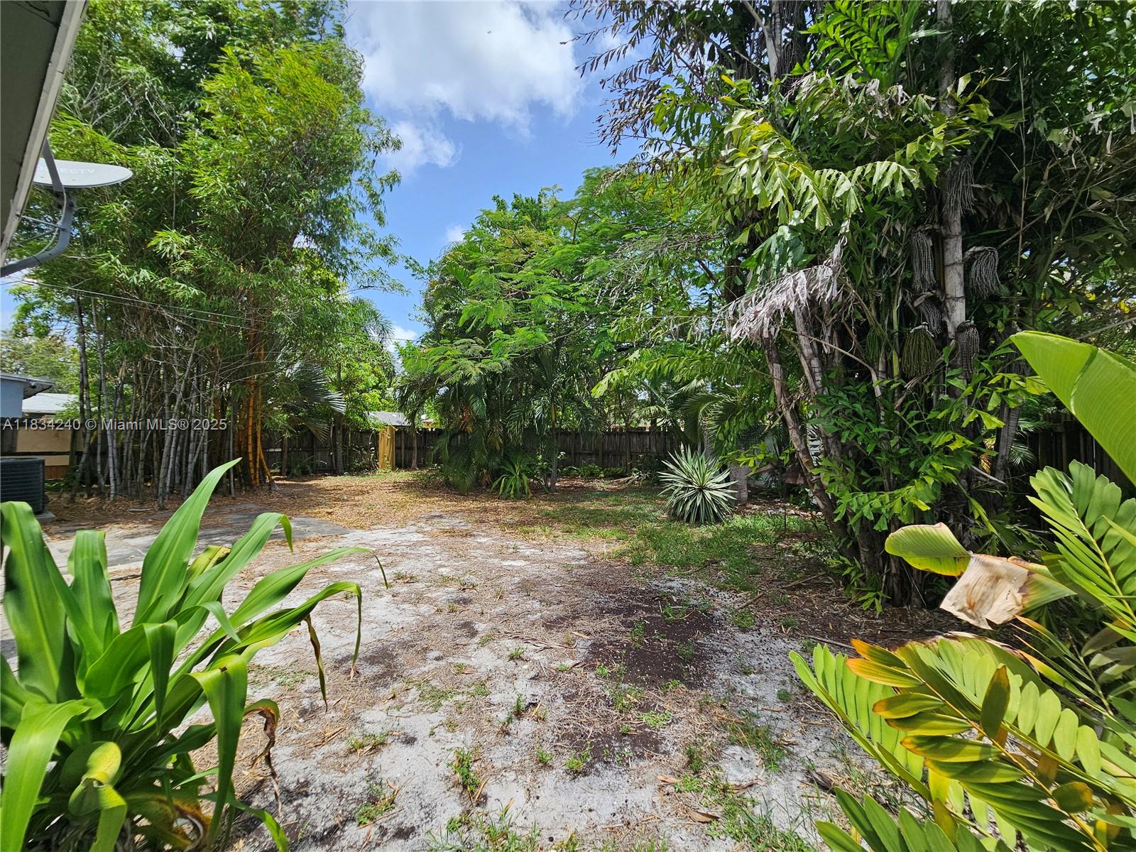 1112 NW 15th Ave, Fort Lauderdale, Florida image 16