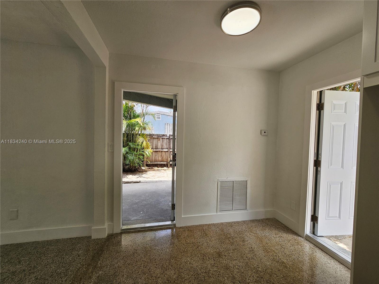 1112 NW 15th Ave, Fort Lauderdale, Florida image 5