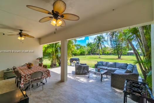20890 SW 240th St, Homestead, Florida image 32