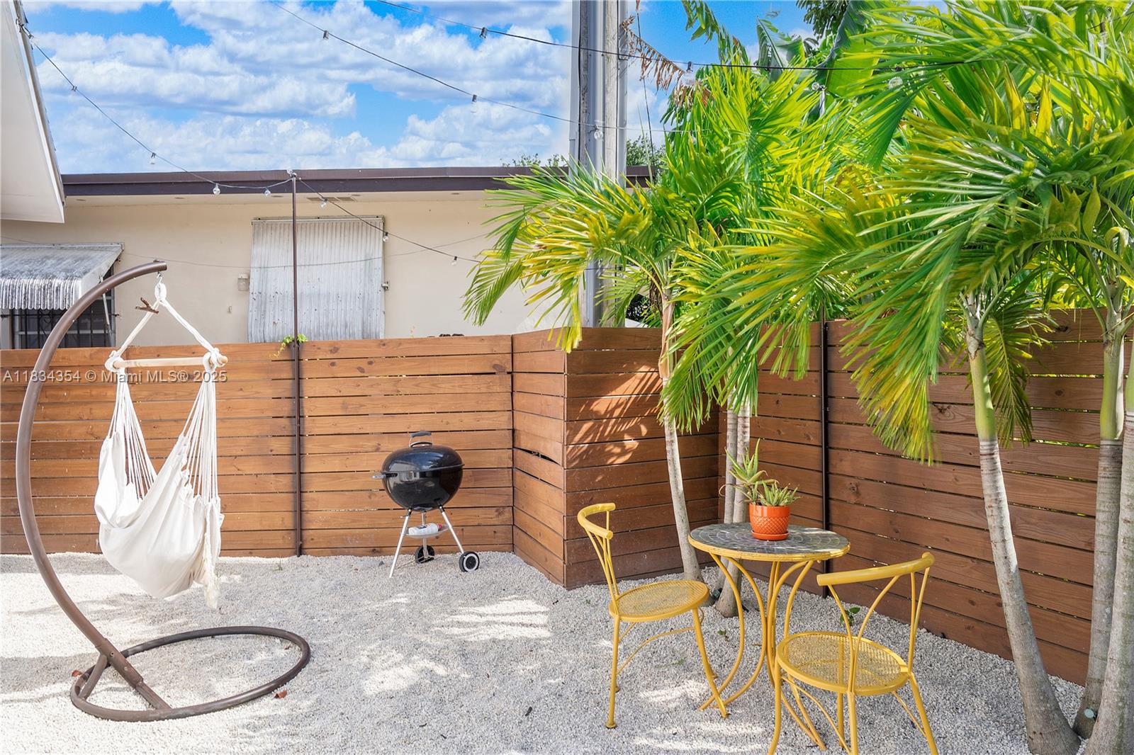2380 NE 137th St, North Miami Beach, Florida image 25