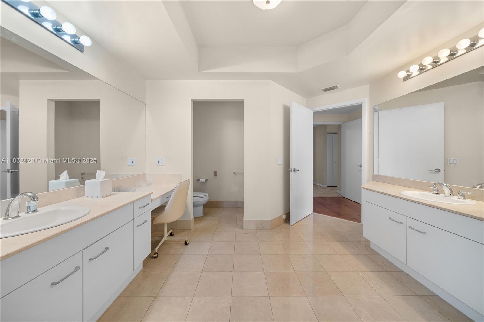 21150 NE 38th Avenue #1202, Aventura, Florida image 25
