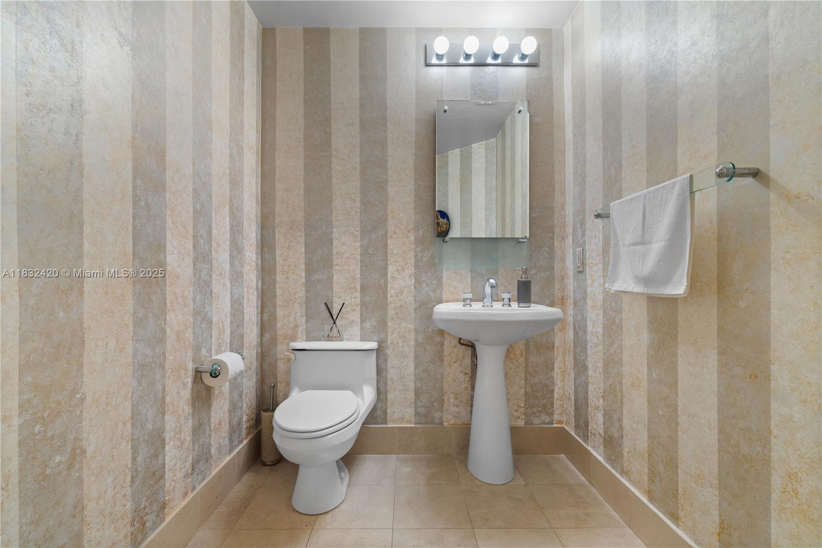 21150 NE 38TH AVENUE #1202, AVENTURA, FL 33180  Photo 8