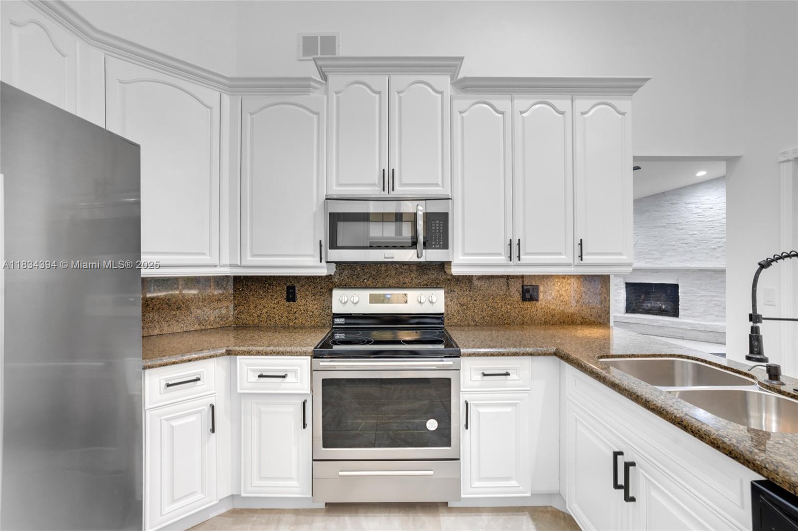 9033 NW 47th Ct, Coral Springs, Florida image 12