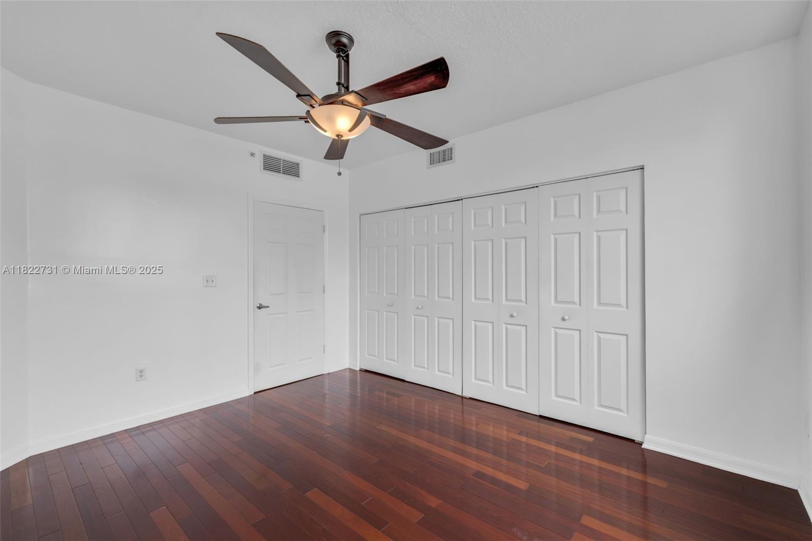 275 NE 18th St #706, Miami, Florida image 18
