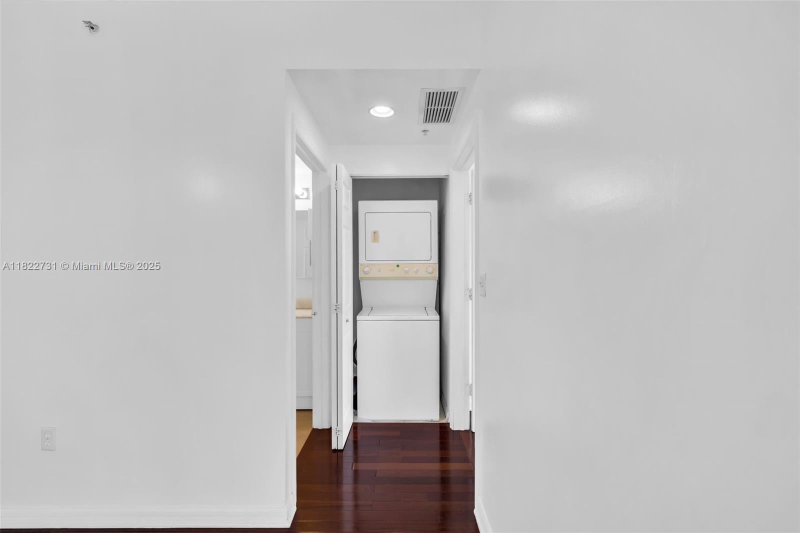 275 NE 18th St #706, Miami, Florida image 20