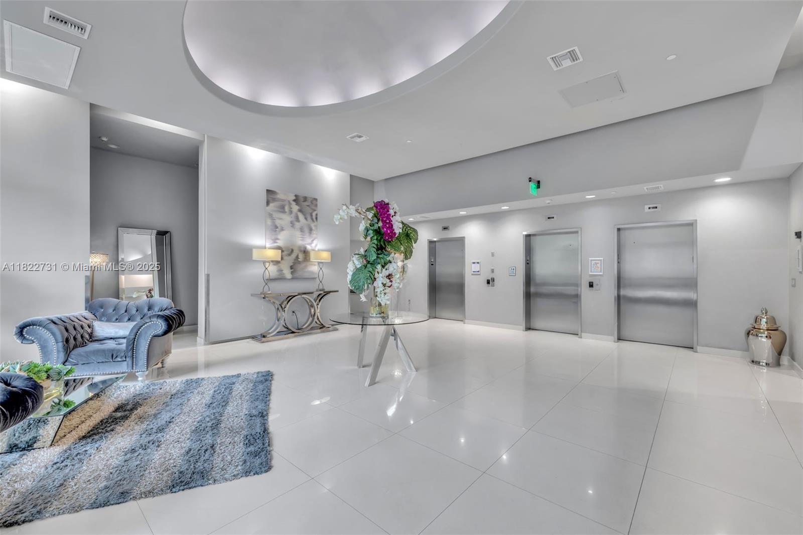 275 NE 18th St #706, Miami, Florida image 22