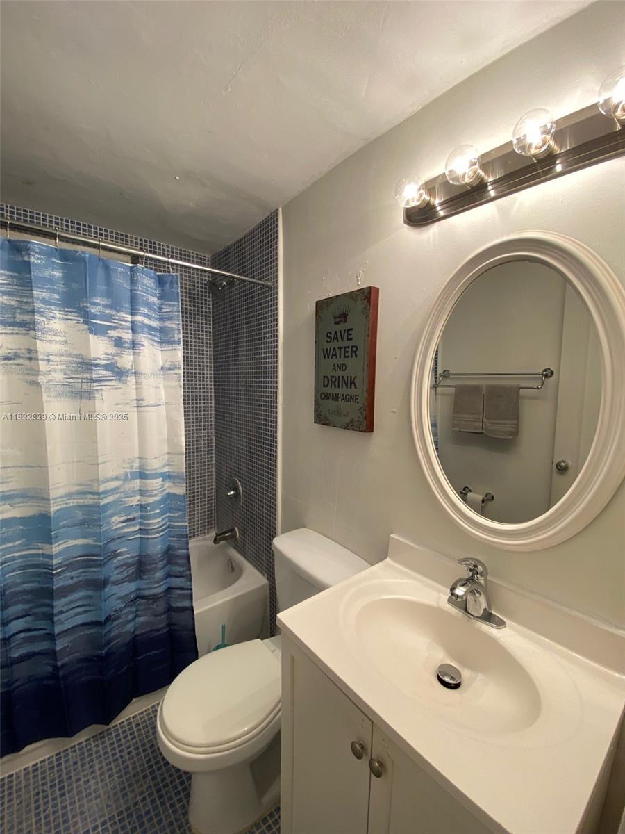 503 75th St #7504, Miami Beach, Florida image 13