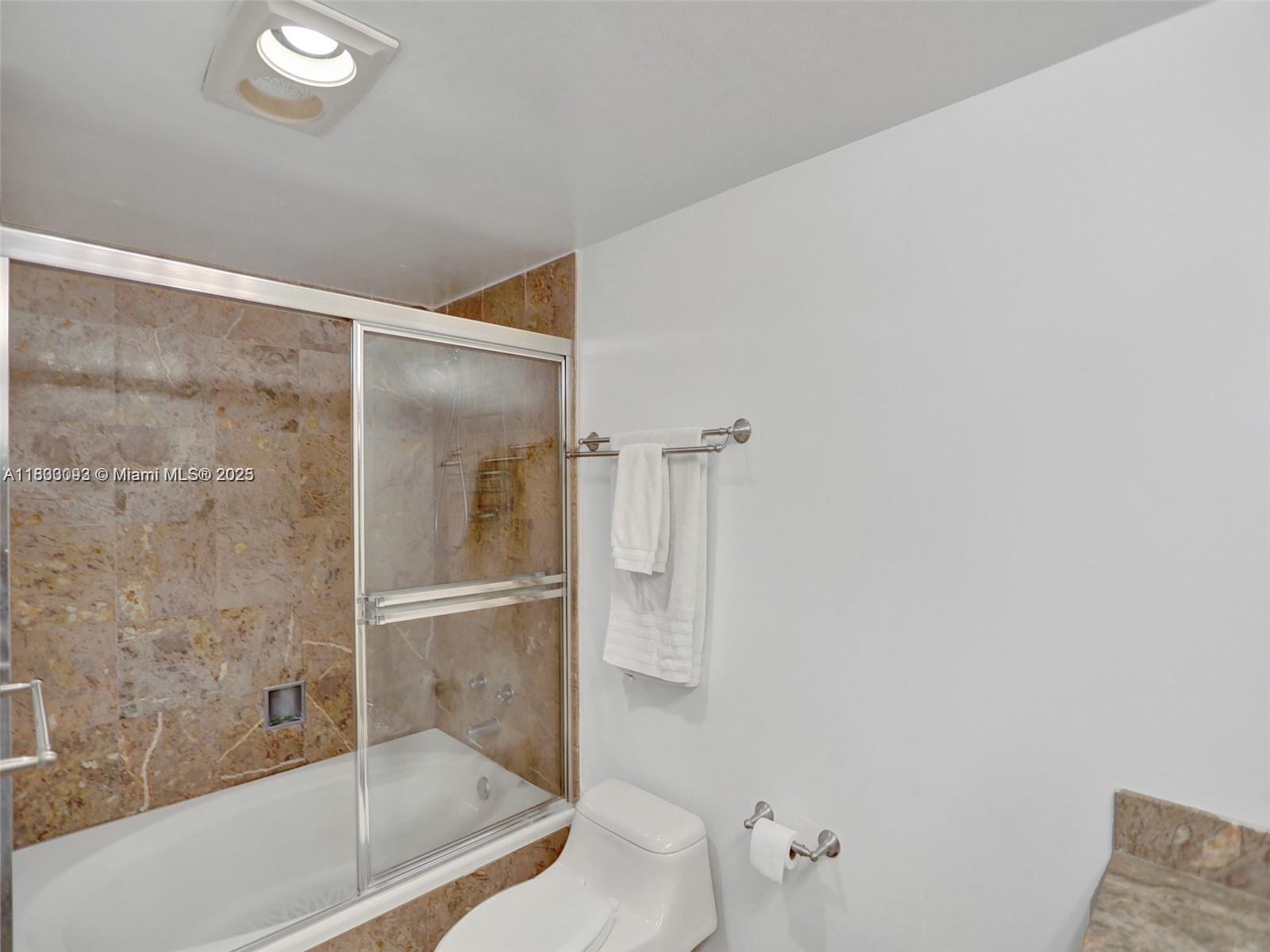 1627 Brickell Ave #605, Miami, Florida image 18