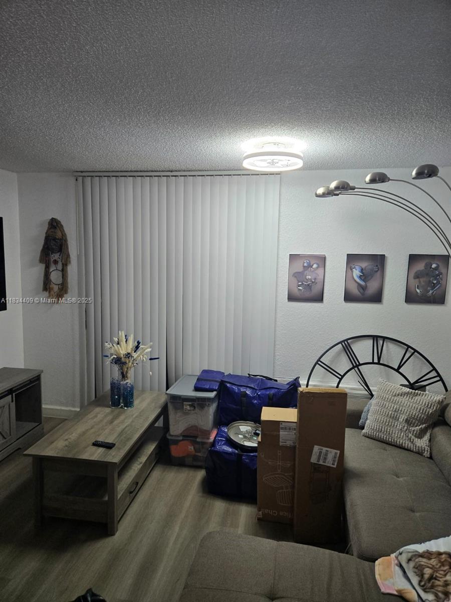 Property photo # 9