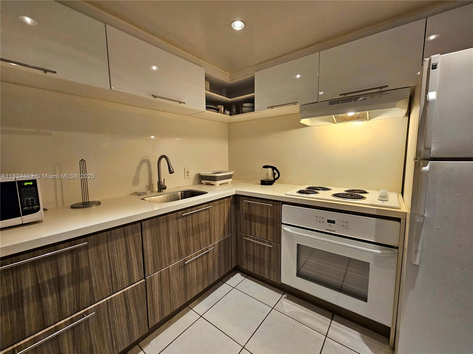 Property photo # 2