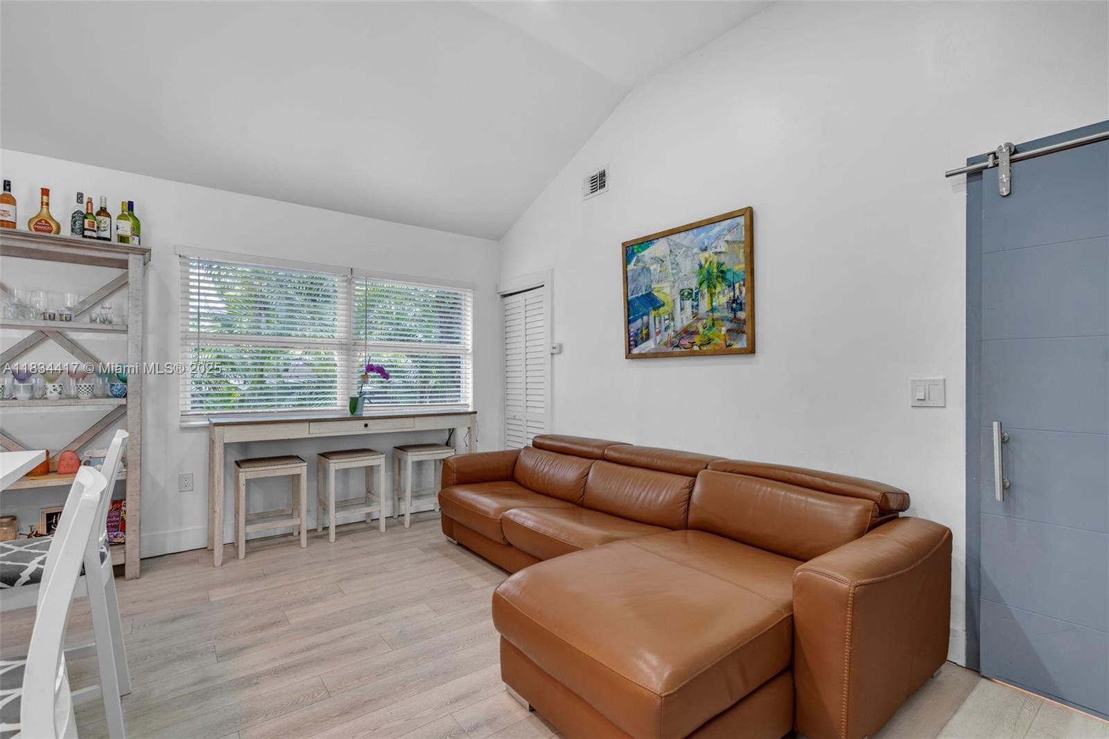 1341 NE 151st St, North Miami Beach, Florida image 10