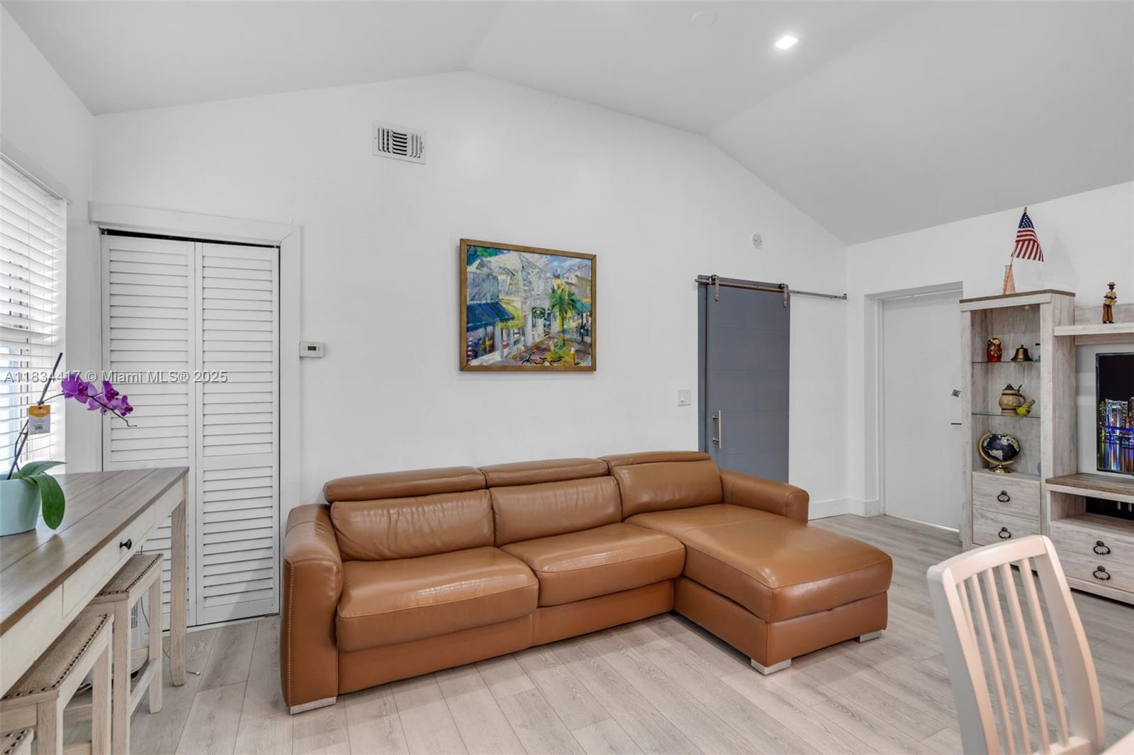 1341 NE 151st St, North Miami Beach, Florida image 11