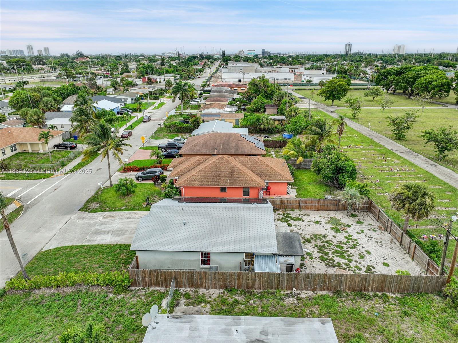 1303 W 6th St, Riviera Beach, Florida image 23
