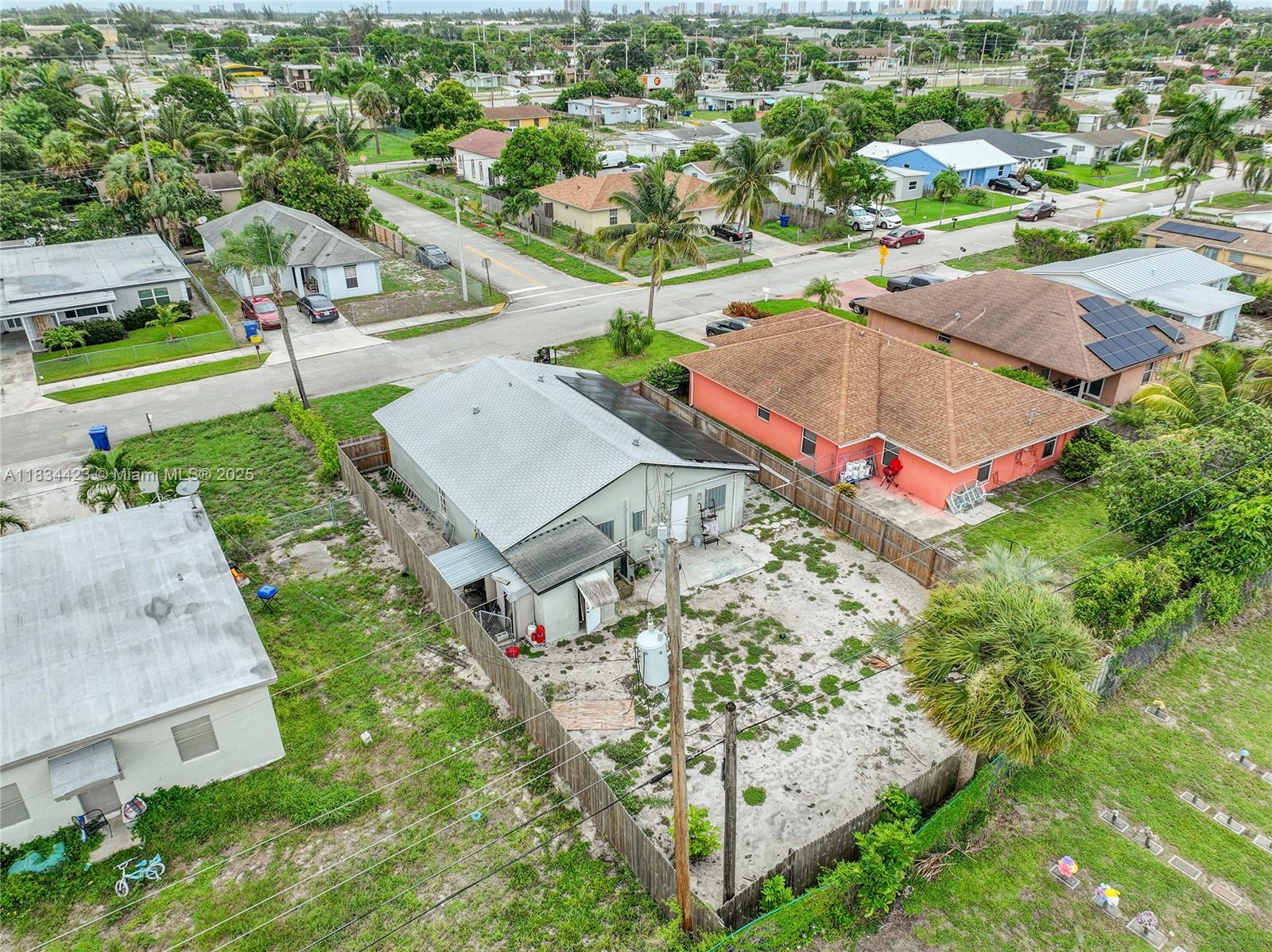 1303 W 6th St, Riviera Beach, Florida image 24
